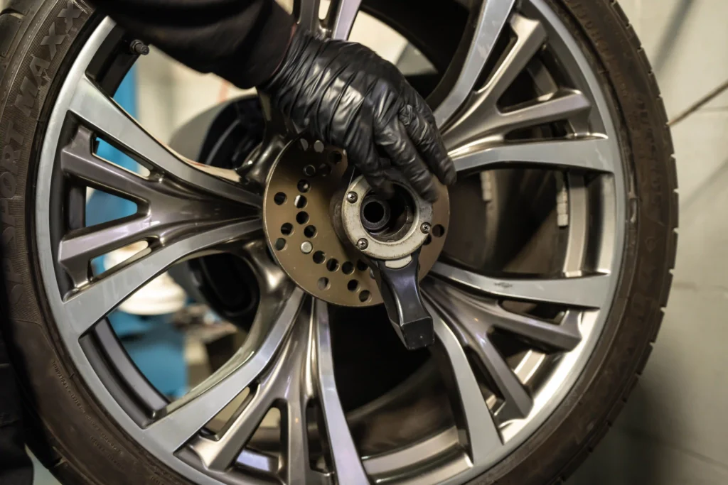 MAICO_TYRES_KLEIN_FORMAAT_73